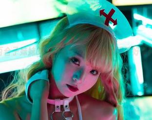 精选青水百合子妹妹Cos，奇遇！这闪耀的眼睛好像能把我吸进去。