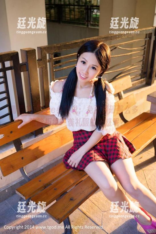 青豆客 - Lee小棠说：免费图册那么多，谁能拒绝一袭礼服的诱惑呢？
