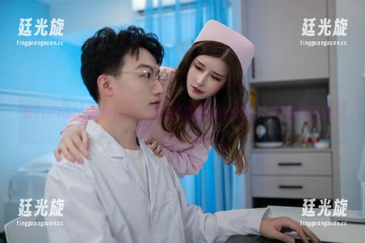 鹿八岁baby 鹿八岁baby最新代言,兔女郎造型前所未见,比想象中更迷人。